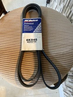 6K945 Serpentine Belt