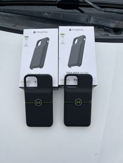 Mophie Charging IPhone Cases 