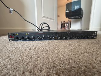 dbx 166xl Stereo Compressor