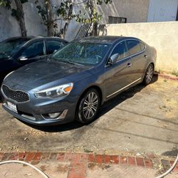 Parting Out 2015 Kia Cadenza 