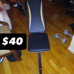 Adjustable weight bench from the FITGOODS brand.
