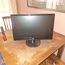 HP 21" LCD Computer Monitor 