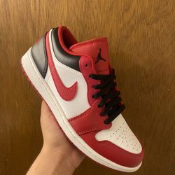 Air Jordan 1 Low Red Size 9.5