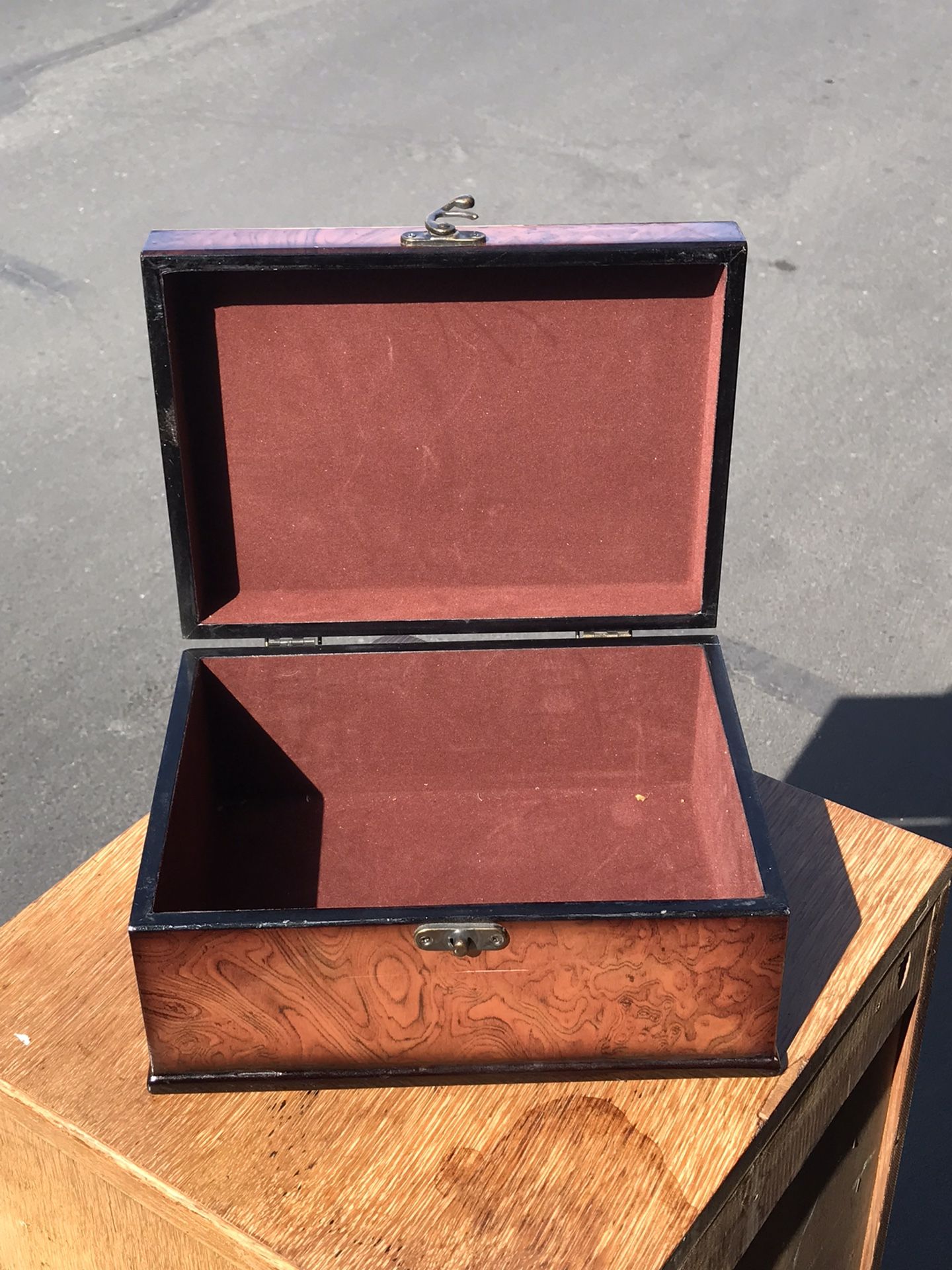 Nice Jewelry Box for Sale in Modesto, CA - OfferUp
