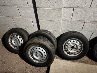 13” Steelies with Honda Hubcaps