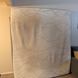 Cal king memory foam mattress free