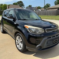 2015  KIA SOUL 100 MILLAS 