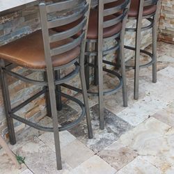 Tall Chairs And Short Chairs 