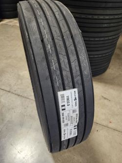 Semi-Truck STEER Tires  11/R22.5 16Ply  Kelly