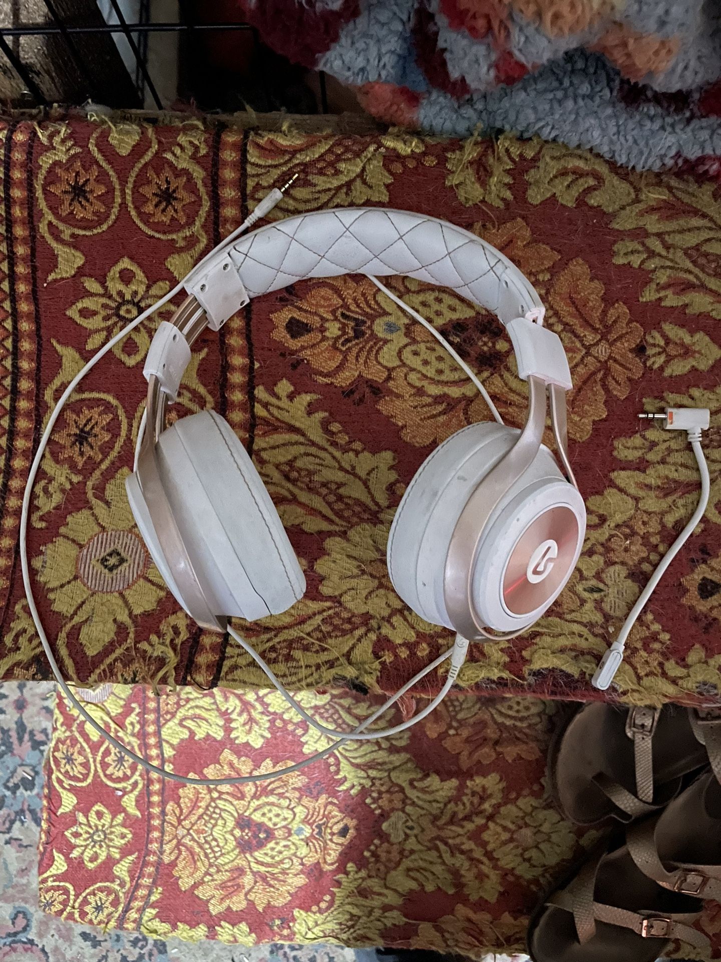 Lucid Sounds Gaming Headset (Rose Gold)