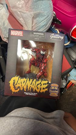 Marvel Gallery Carnage Glow-In-The-Dark PVC Diorama