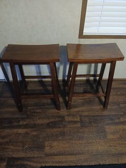 BAR STOOLS BY ASHLEY