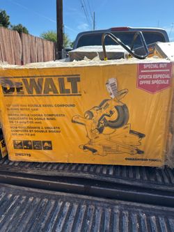 Dewalt table saw DWS779
