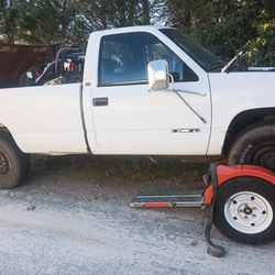 Chevrolet Silverado Parts 