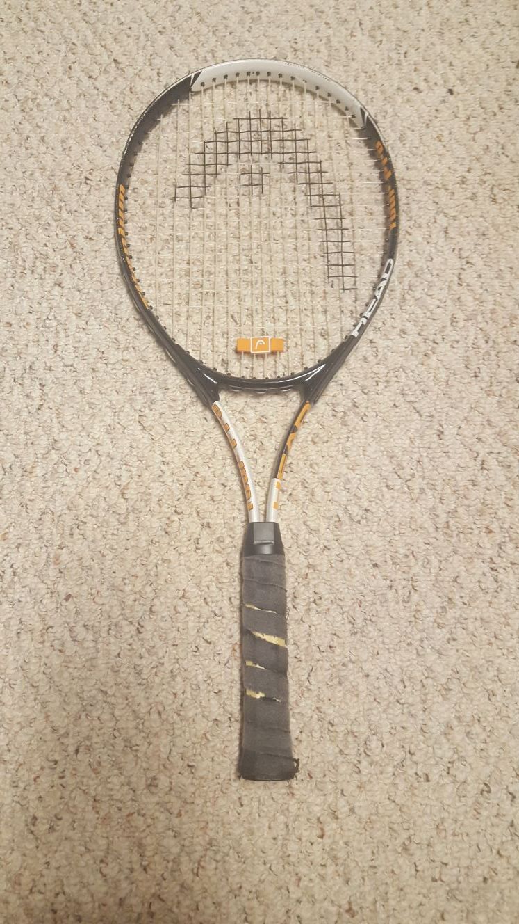 Tennis racket