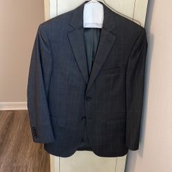 Wilke-Rodriguez modern fit three piece suit, brown. Jacket 38 regular, with vest, pants 31 regular. Excellent condition.