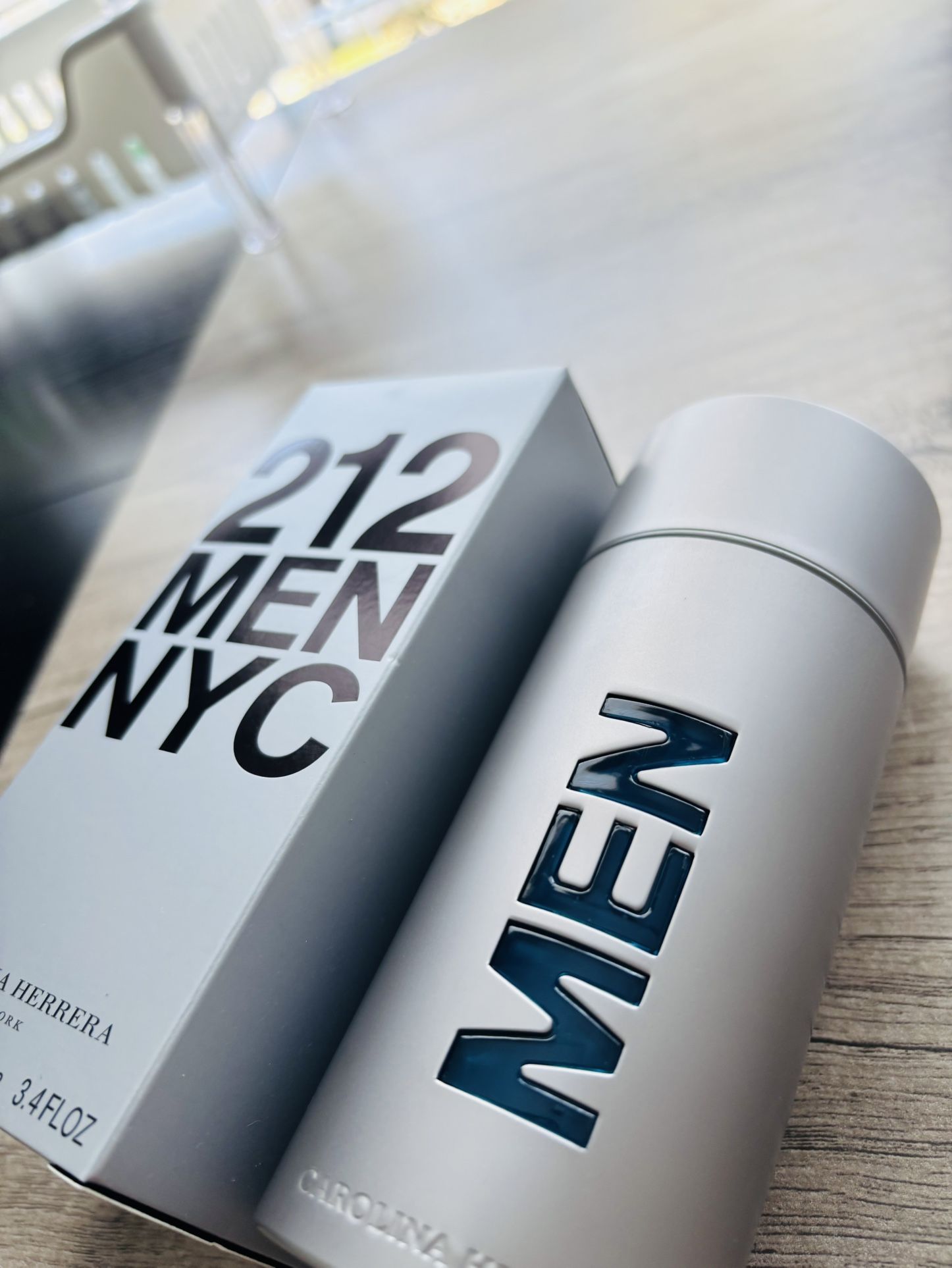 ✨ Carolina Herrera 212 Men NYC – 100ML 💨 Fresh & Modern Scent