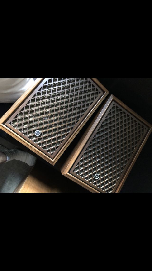 Sansui Speakers ( Pair)