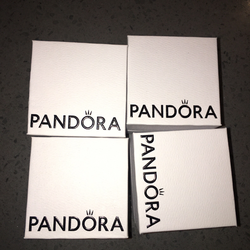 Pretty Gifts For Girlfiend or Mom