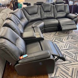 Brand New Recliner Sectional In 📦- Shop Now Pay Later 