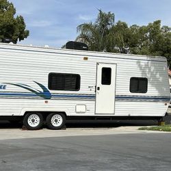 1999 Forest River Cherokee 31