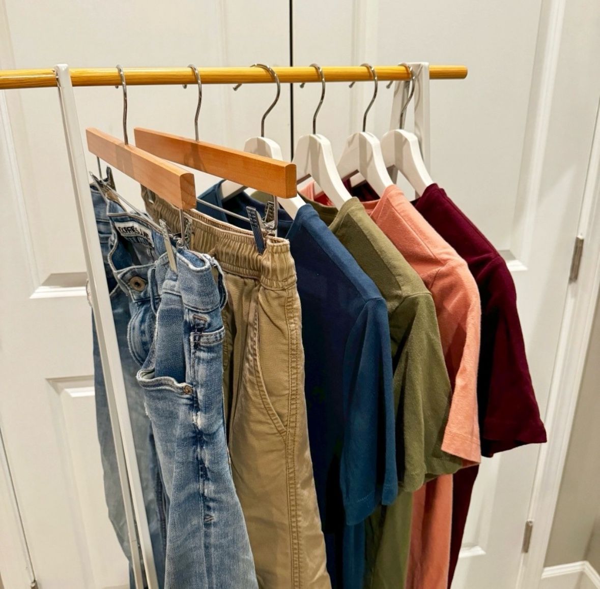 Men’s Jeans Khaki Joggers Target Goodfellow T-Shirt Bundle Lot