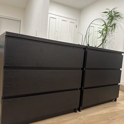 2 Black Dressers