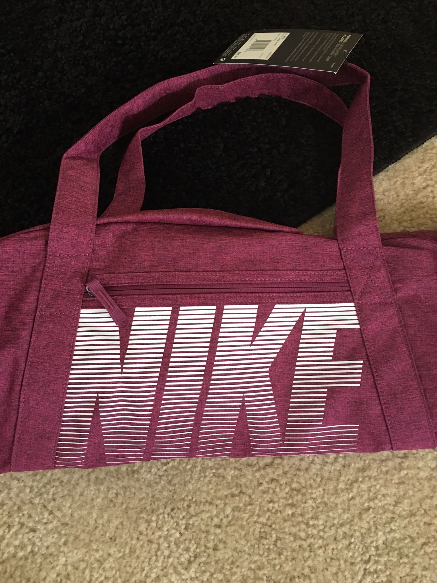 Nike gym duffle bag