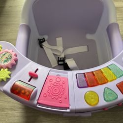 Infantino baby chair 