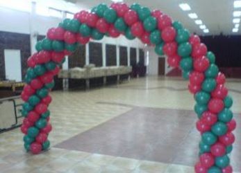 Balloon arch