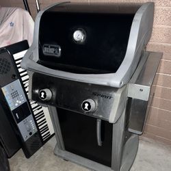 Weber Spirit Two Burners BBQ Grill Propane