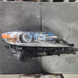 Lexus ES350 ES300 ES 350 300 Headlight Right Passenger Side 2016 2017 2018 Part $200