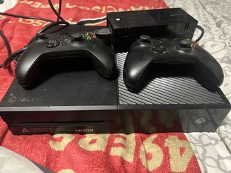 XBOX One + two controllers (black)