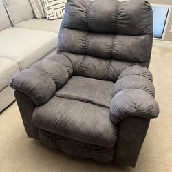 Recliner