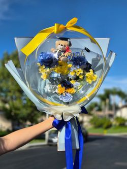 Flower balloon bouquets