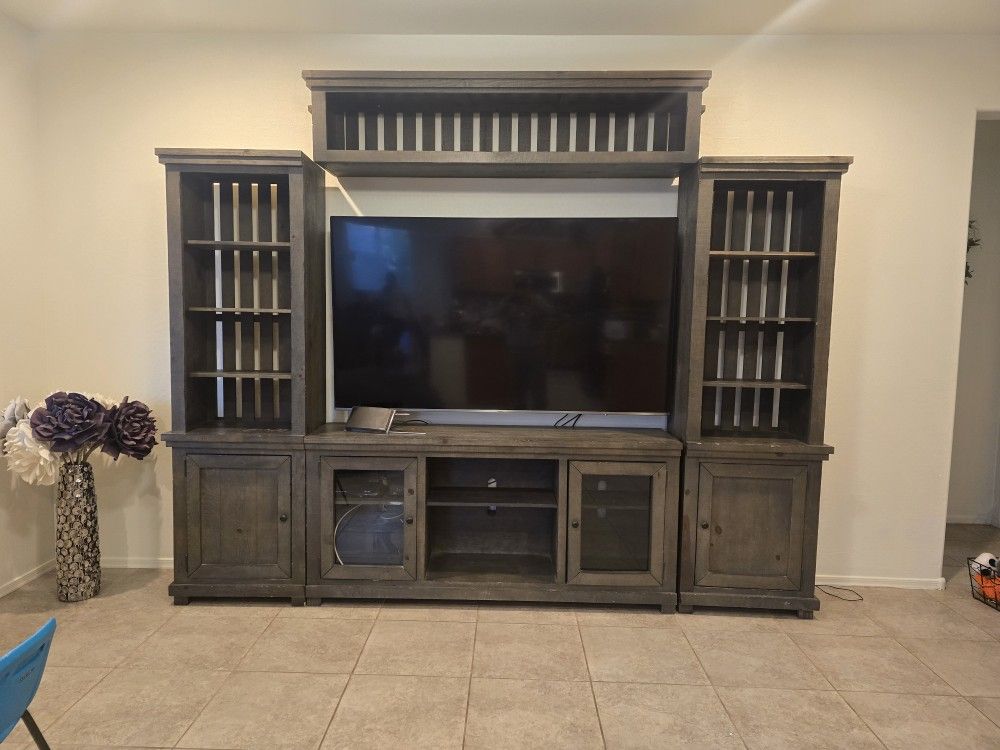 Entertainment Center Tv Stand
