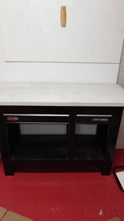 Craftsman workbench with 2 drawer
