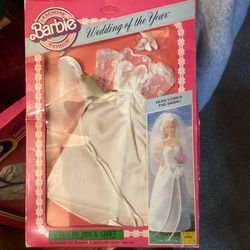 BARBIE CLOTHES - VINTAGE