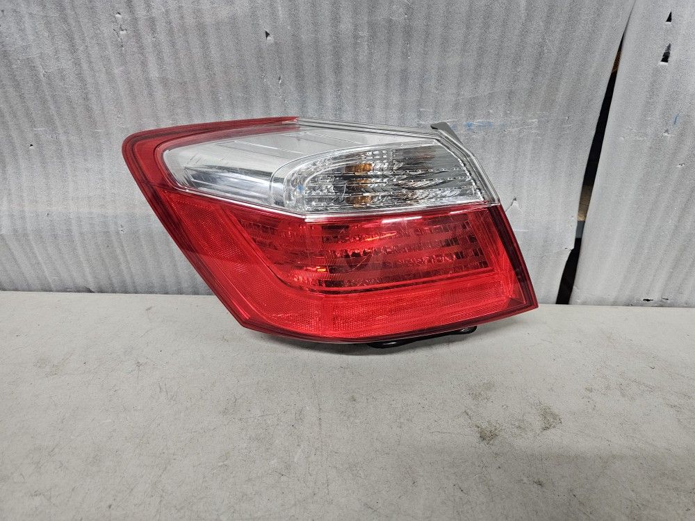 Honda Accord 2013 2014 2015 Left Tail Light