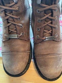 Ladies Harley Davison boots