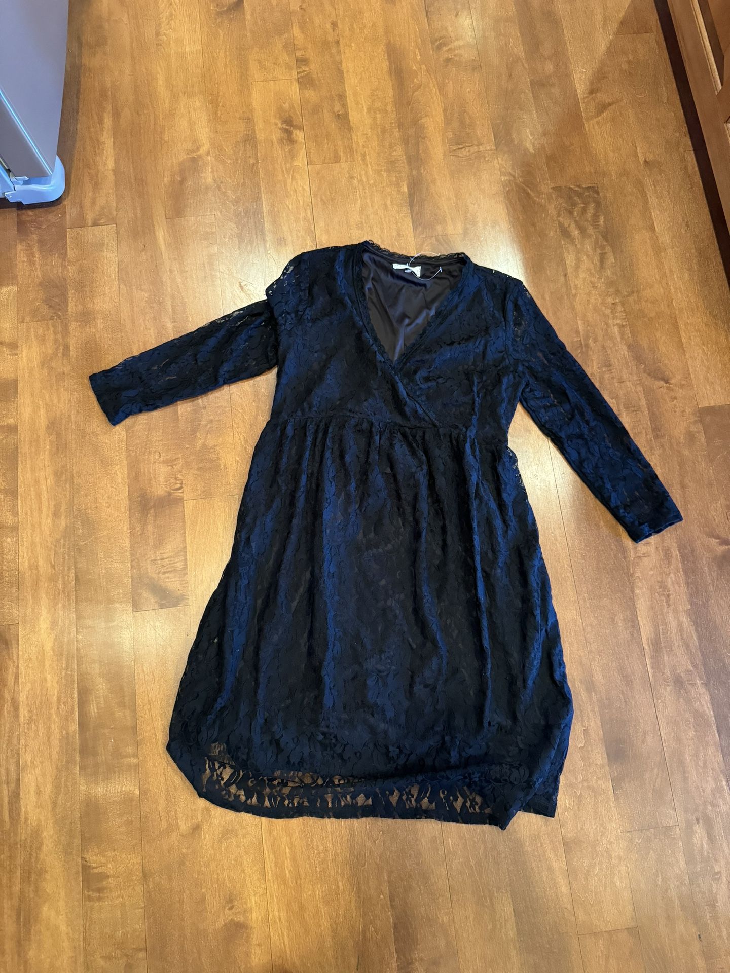 Maurice’s New Maternity Dress Shipping Available 