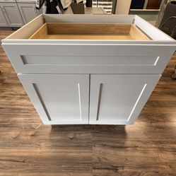 White Shaker Cabinets