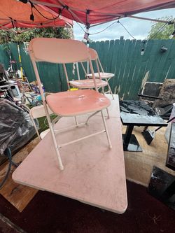 1-lifetime table 6ft & 5-plastic white chairs