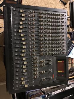 Fostex model 812 studio mixer excellent working condition