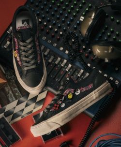 Vans souvenir size 10.5 brand new