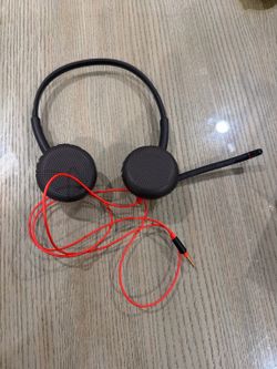 Wired Headset with Microphone – 3.5mm Audio Jack