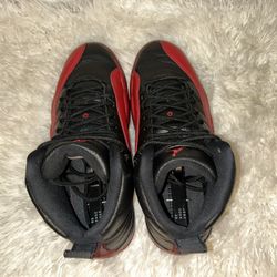 Jordan 12 “flu Game” size 9.5