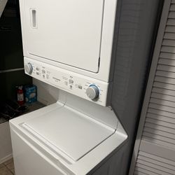 Frigidaire Washer Dryer