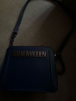 This Steve Madden BEVELYNN DEEP BLUE satchel crossbody bag