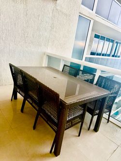 Outdoor Wicker Dining Table and Chair Set